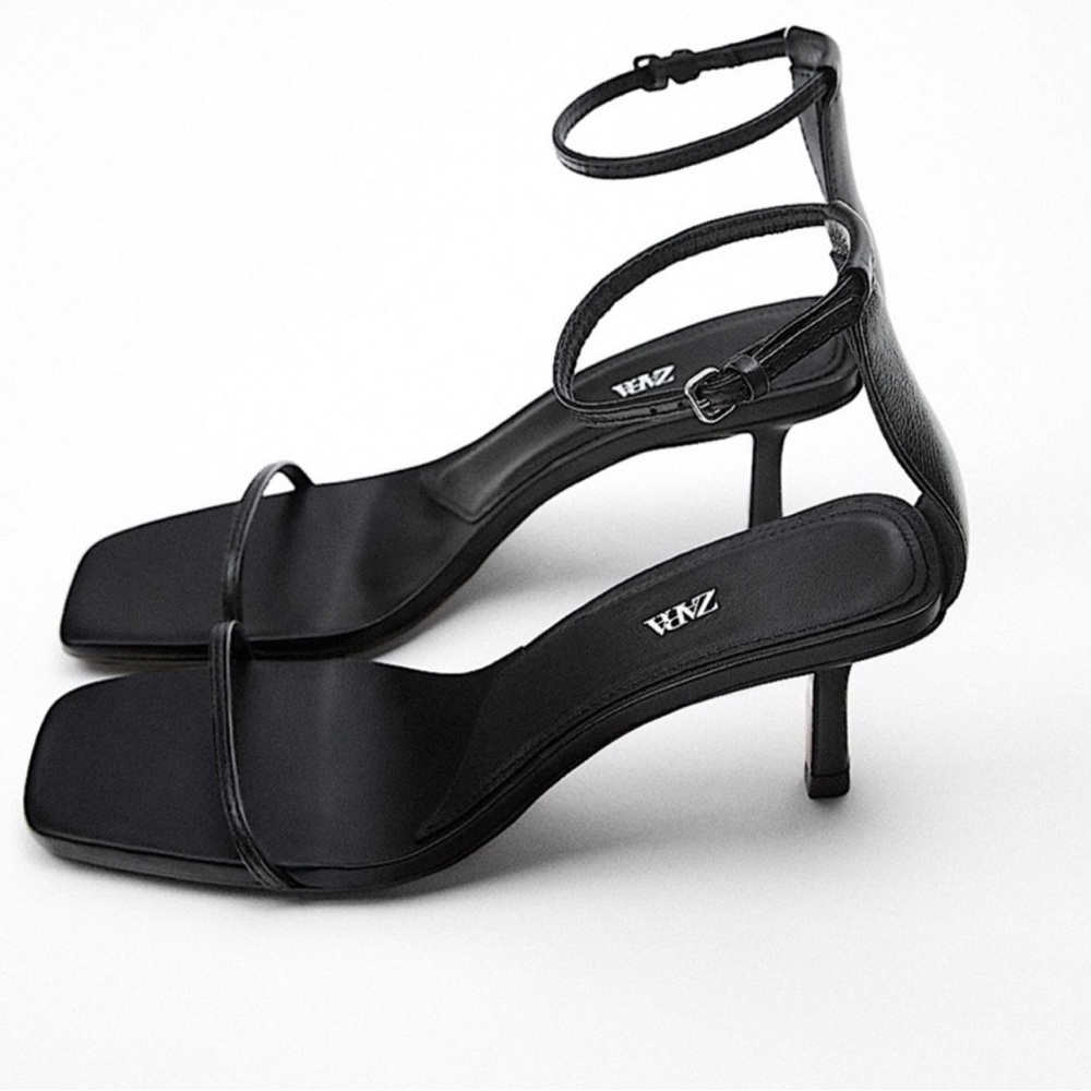 ZARA Minimalist Heeled Leather Sandals 39